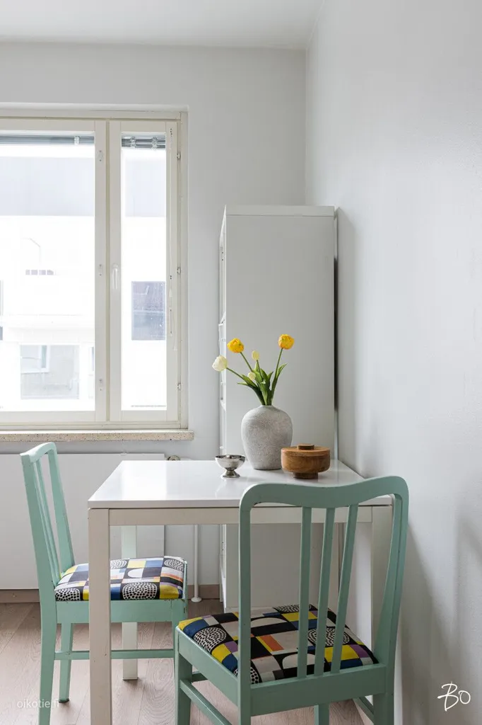 Salle à manger - End-Unit Apartment with Balcony in Armonkallio, Tampere