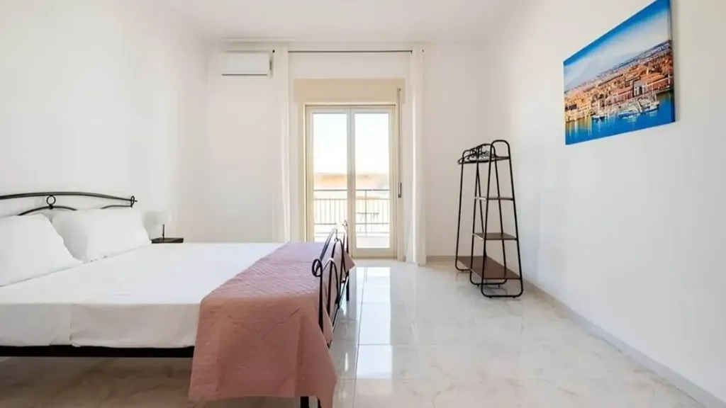 Chambres - Apartment with 3 Bedrooms in Noto