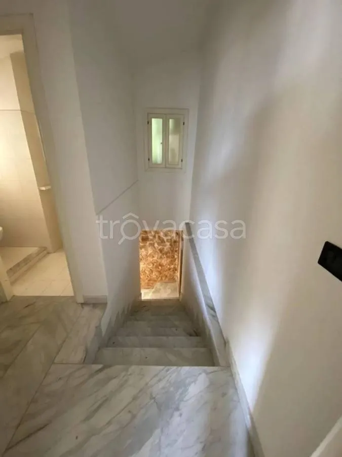 Pièces - Spacious Apartment with Balcony in Priverno