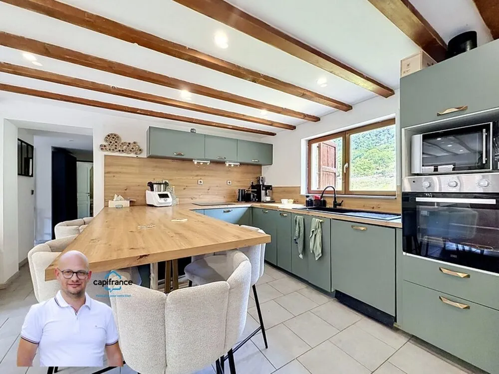 Cuisine - Maison avec Jardin et Dépendances à Saint-Béron