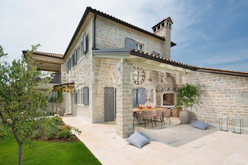 Terrass - Luxury Villa with Pool in Kanfanar