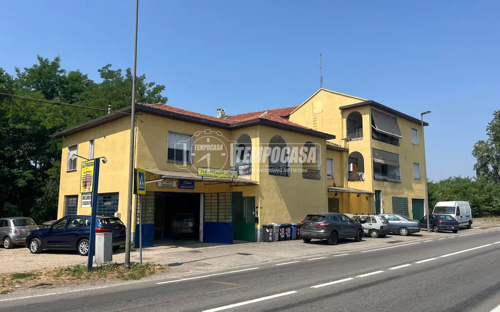Välivaade - Independent Apartment with Terrazzo in Cambiano