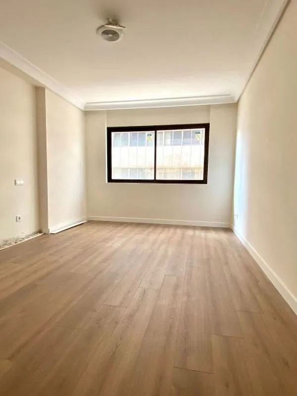 Pièces - 1-Bedroom Flat with Air Conditioning in Salamanca