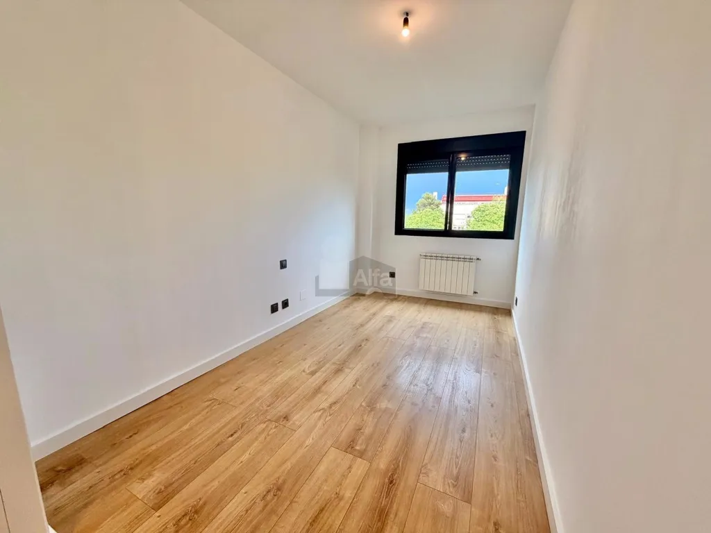 Toad - Modern Flat with Terrace in Prado de Somosaguas