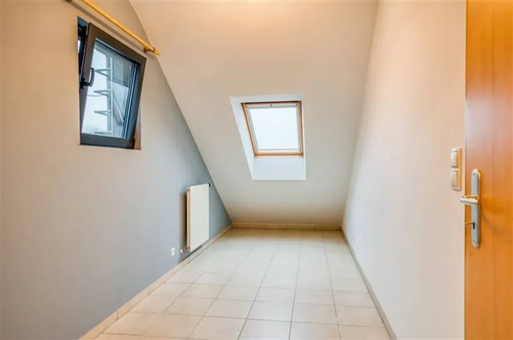 Pièces - Appartement au Dernier Étage à Bastogne