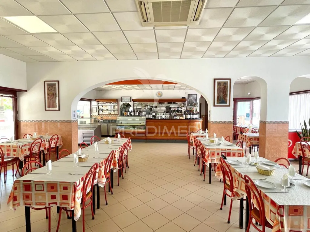 Söögituba - Iconic Restaurant with Outdoor Space in Sines