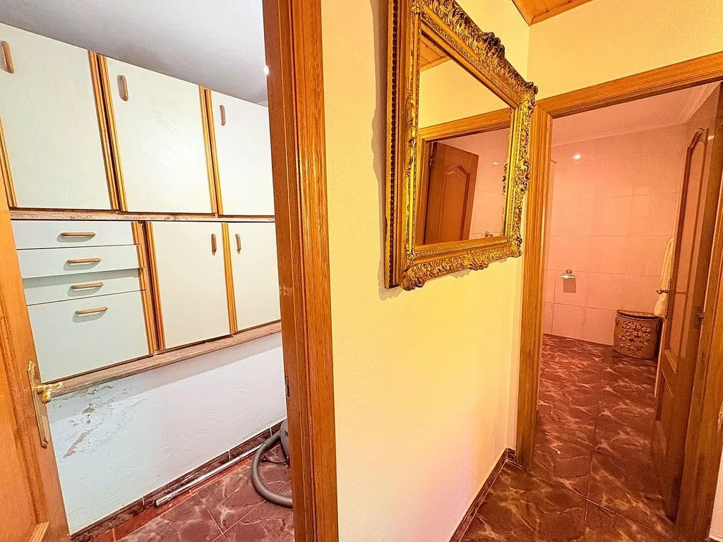 Esik - Chalet with Terrace in Arganza