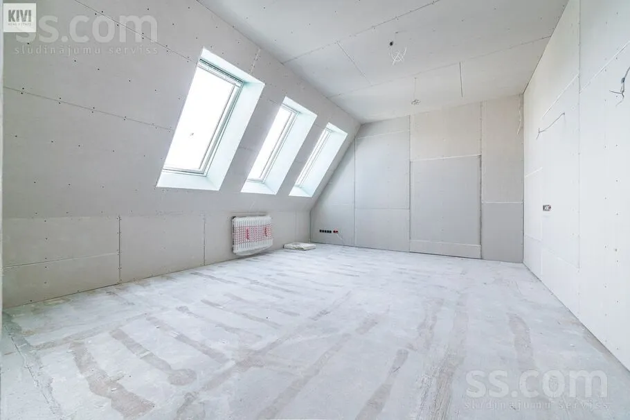 Appartement 3 pièces à Rīga