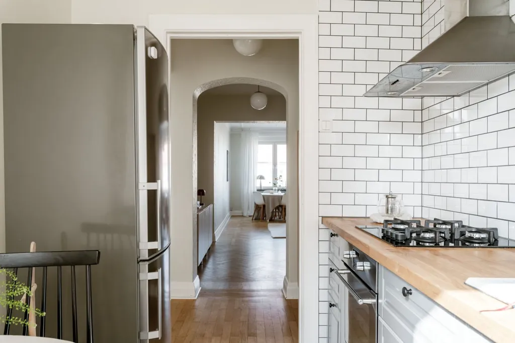 Cuisine - 1930s Flats with Lift in Värnhem