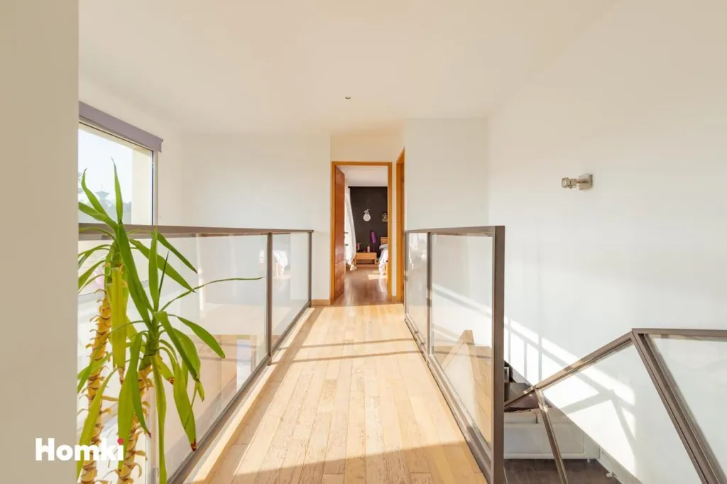 Toad - Contemporary Villa with Pool in Flourens