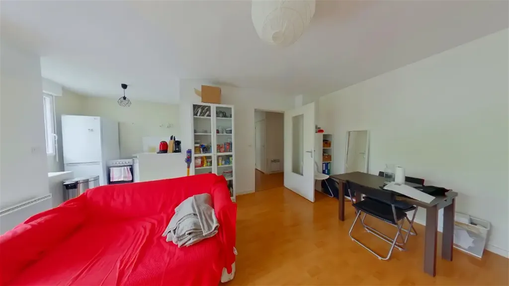Elutuba - 2-Bedroom Apartment with Balcony in Tours