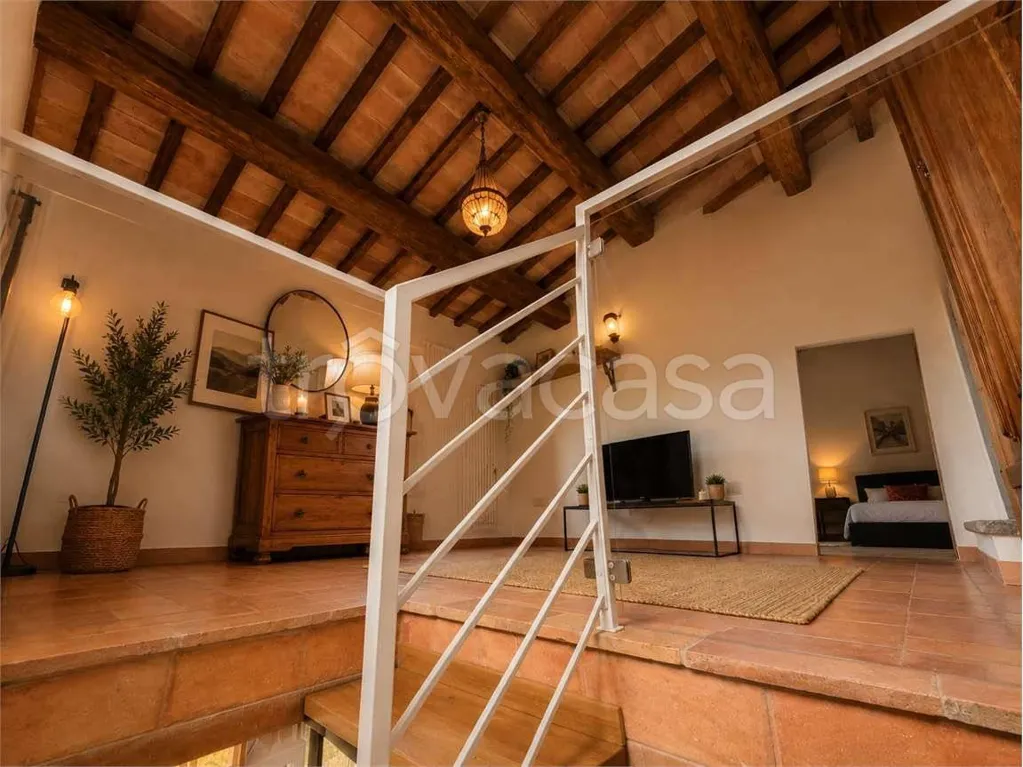 Toad - Rustic Casale with Garden in Urbino