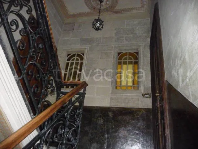 Rooms - Period Apartment with Balconies in Turin