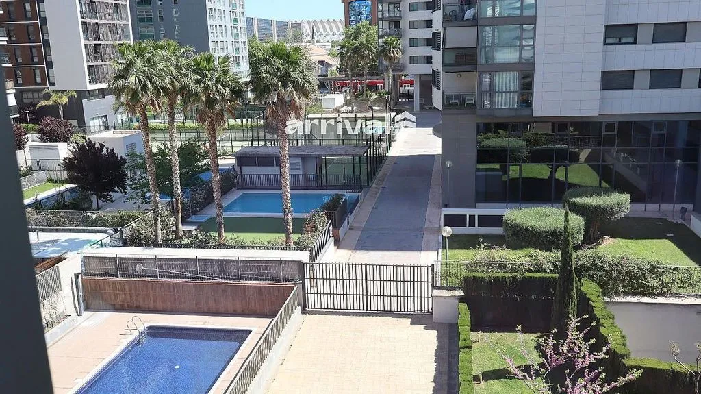 Piscine - Modern Flat with Pool in Quatre Carreres