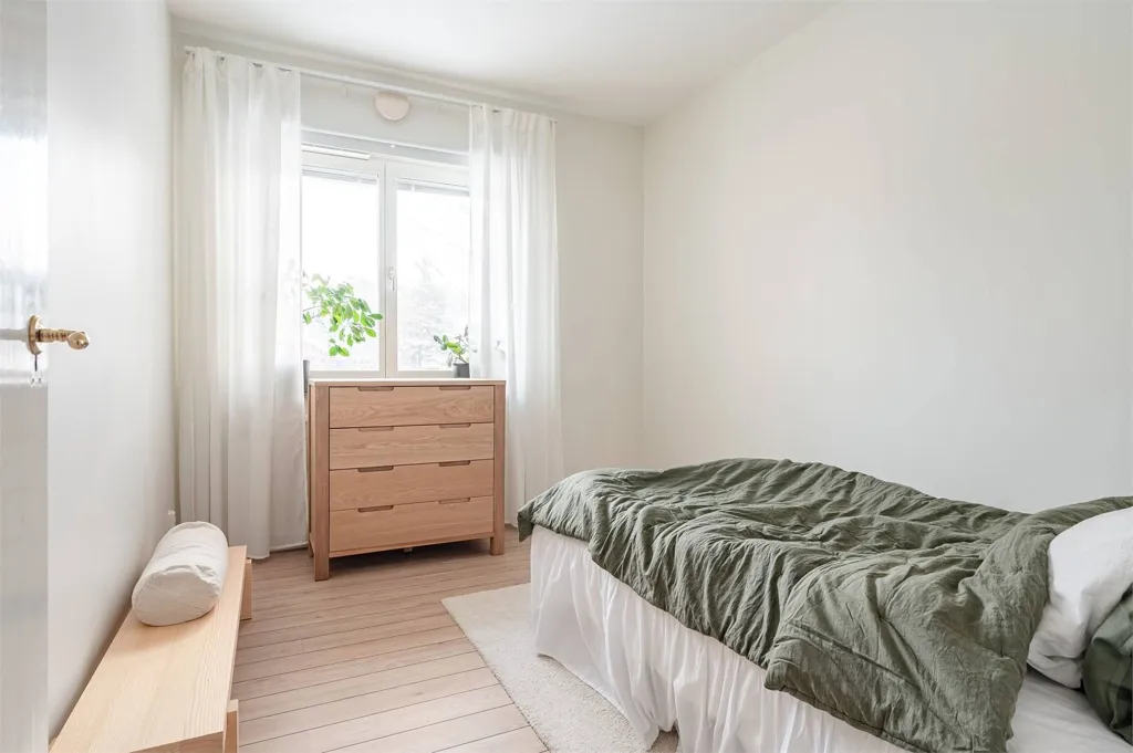 Magamistoad - Apartment with West-Facing Balcony in Sandviken