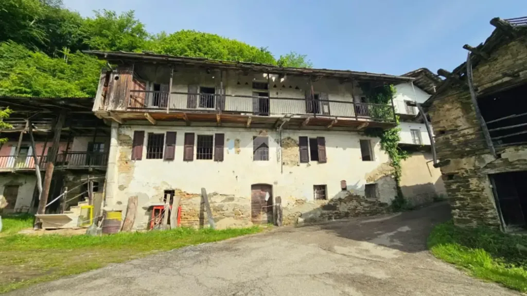 Esterno - Rustic Property with Garden in Prarostino