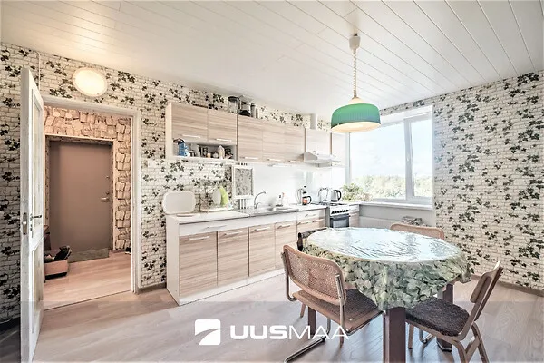 Salle à manger - Student Flat with Canal View in Annelinn, Tartu