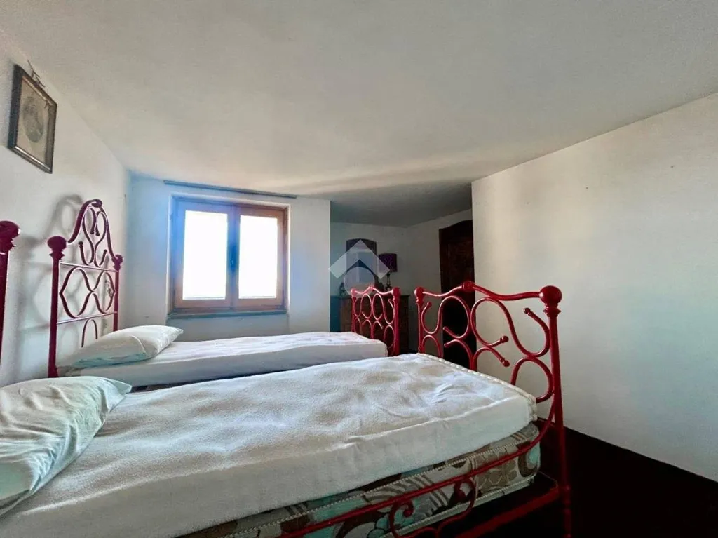 Bedrooms - Semi-detached House with Panoramic View in Condove