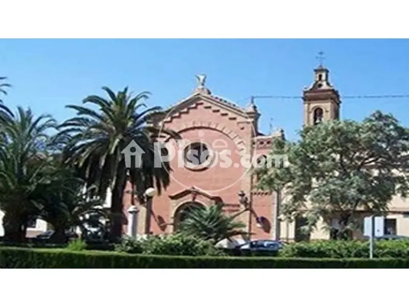 Reformed Flat with Balcony in San Isidro, Valencia