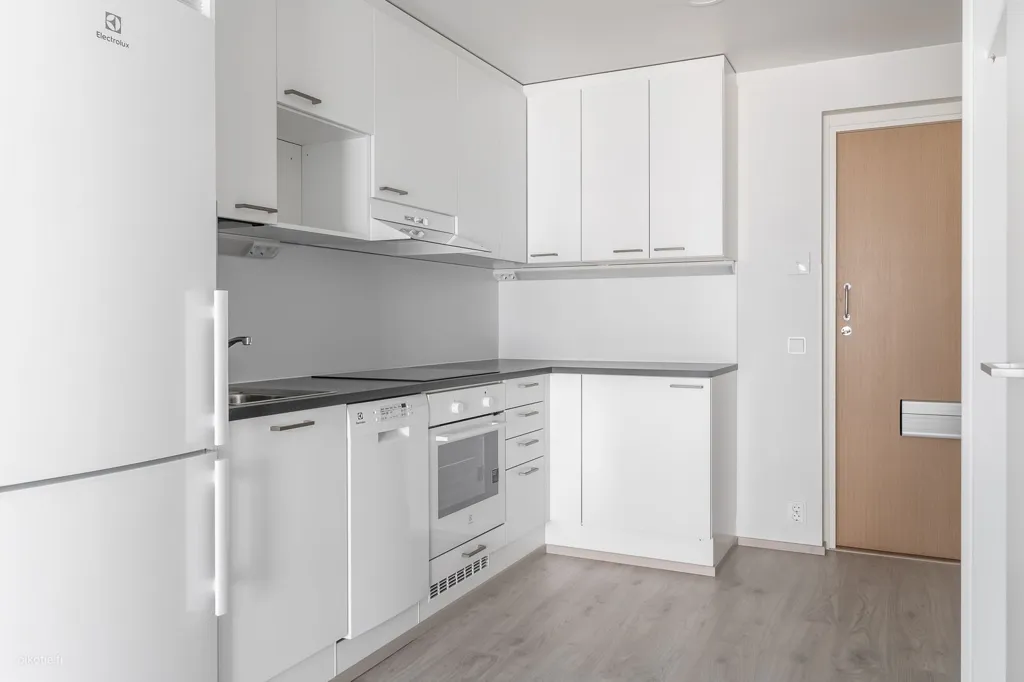Köök - Modern Flat with Glazed Balcony in Turku Centre