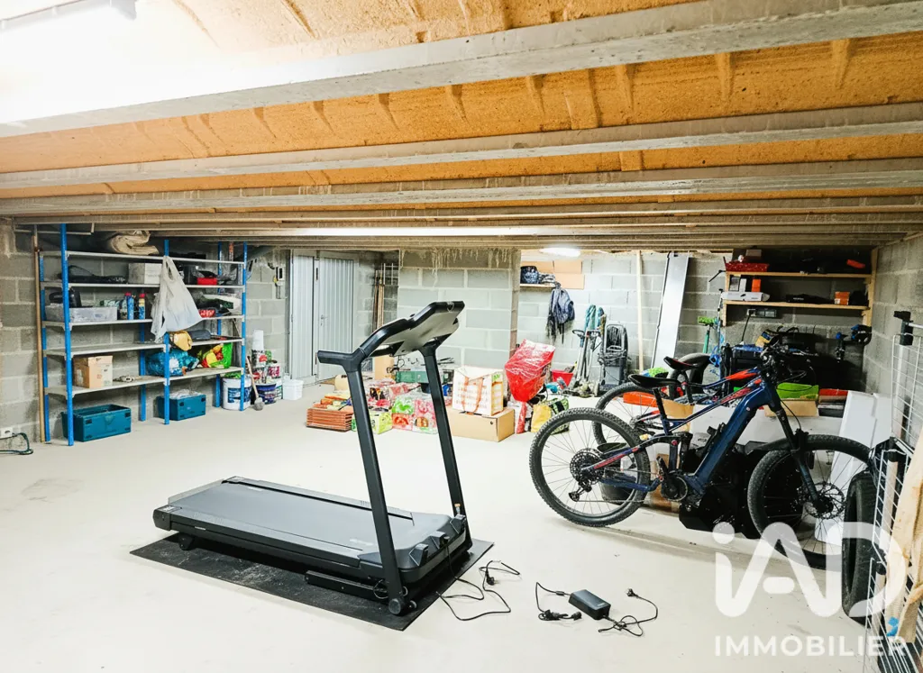 Garage - Contemporary Villa with Pool in Foix