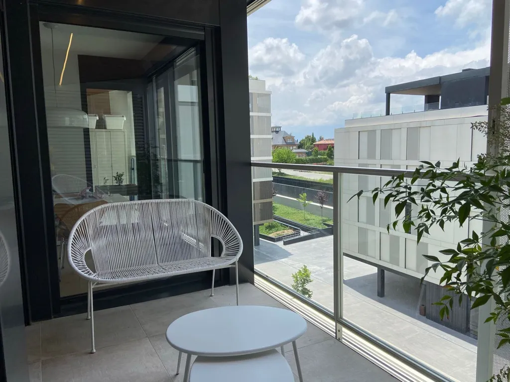 Balcone - Luxury Apartment with Terrace in Montecarmelo, Madrid