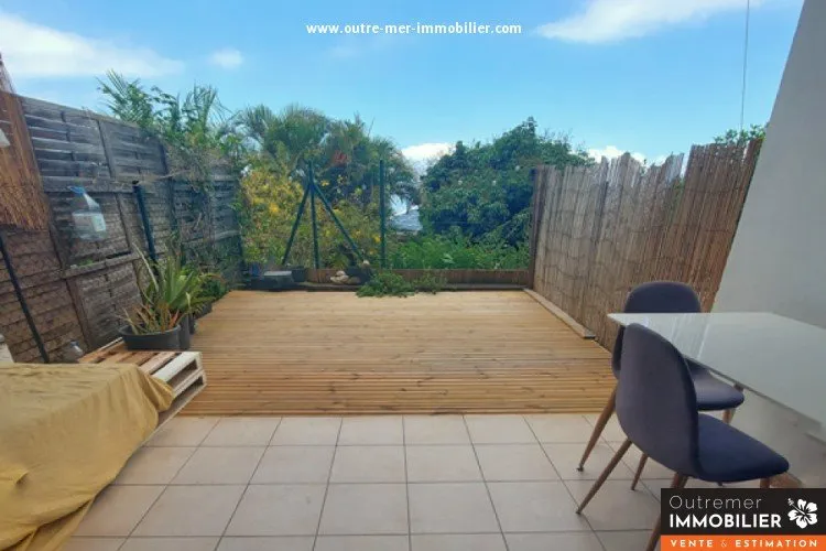 Terrazza - Triplex Flat in Quiet Residence near Piton St Leu