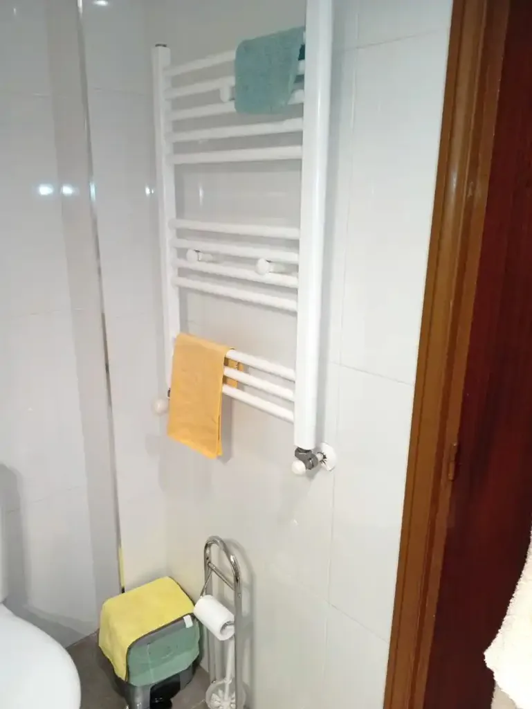 Bathrooms - Apartment with Terrace in La Calzada