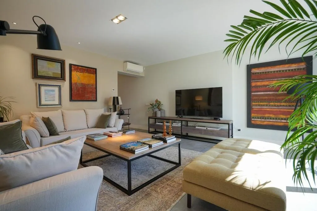 Séjour - Luxury Apartment with High Ceilings in Madrid