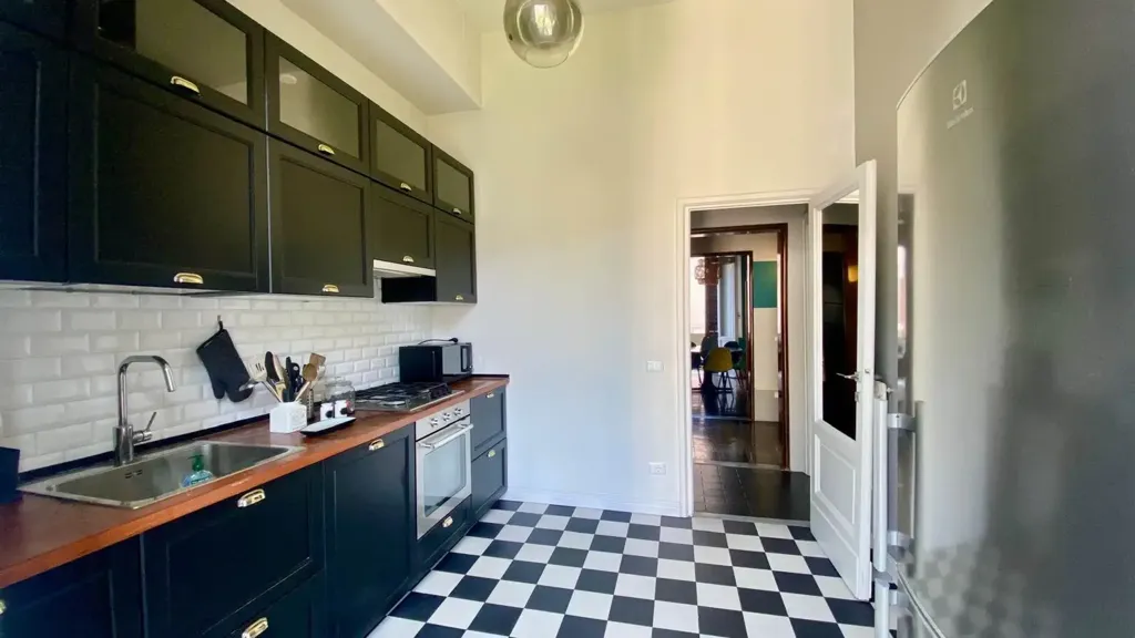 Köök - Elegant 2-Bedroom Apartment in Florence