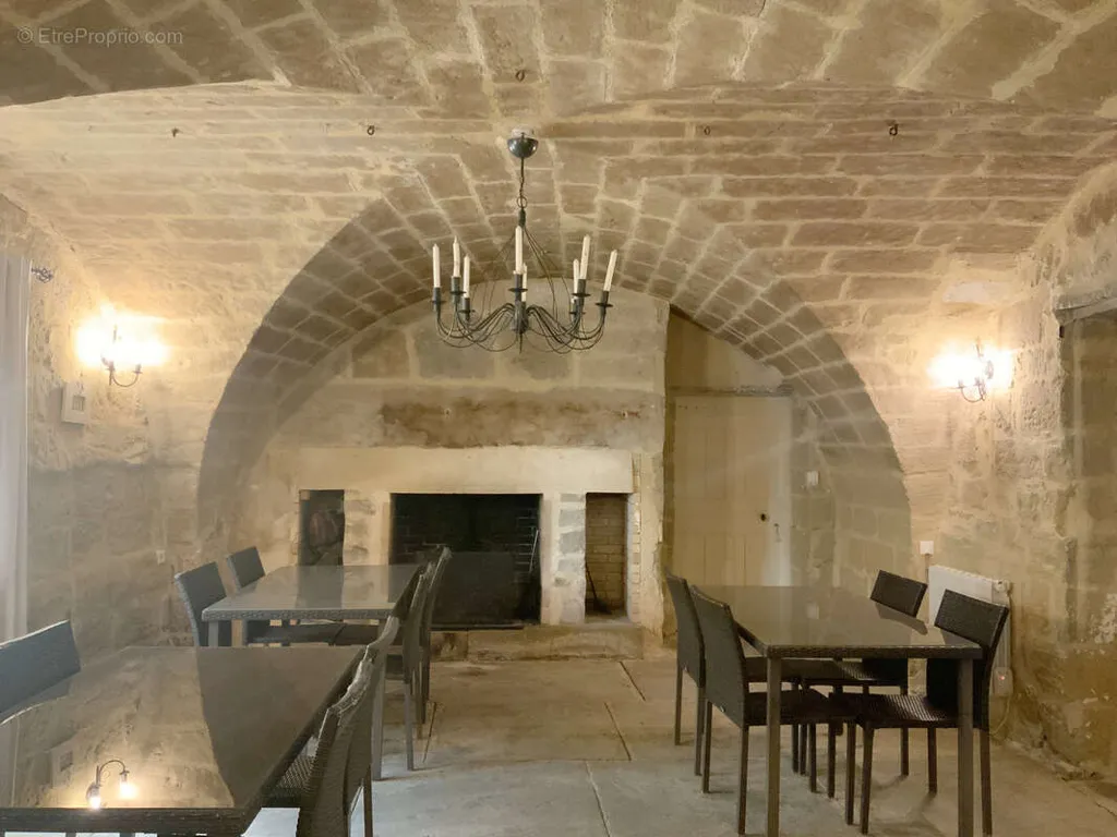 Dining Room - 19th-Century Mas with Pool in Charming Village