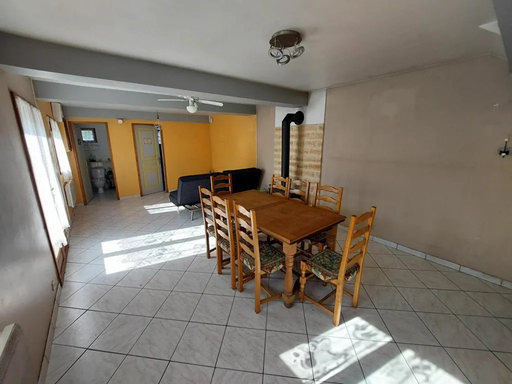 Salle à manger - Maison avec Jardin et Vue Dégagée à Douvrend
