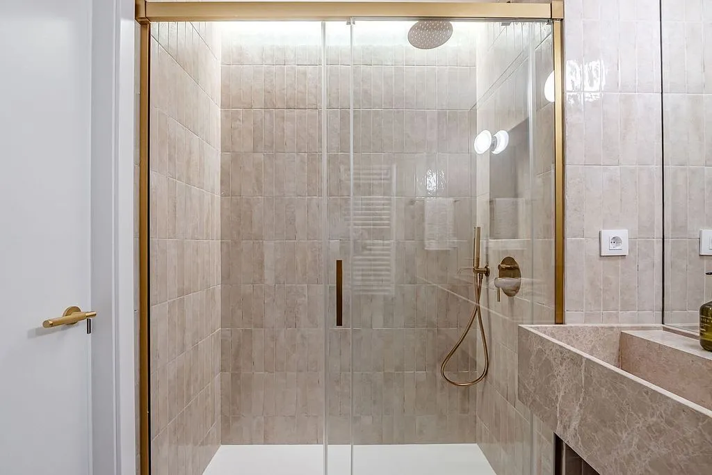 Vannitoad - Apartment with Terrace and Balcony in Malasaña