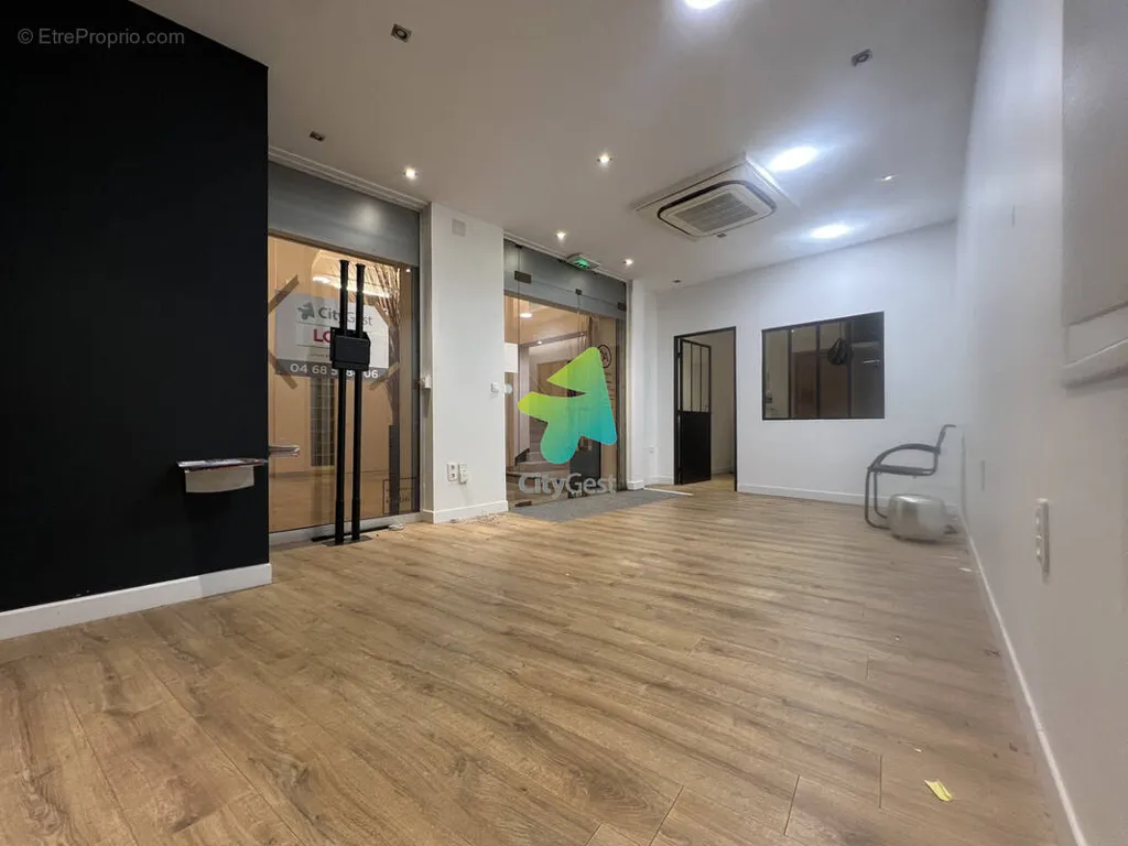 Toad - Commercial Space in Perpignan City Centre