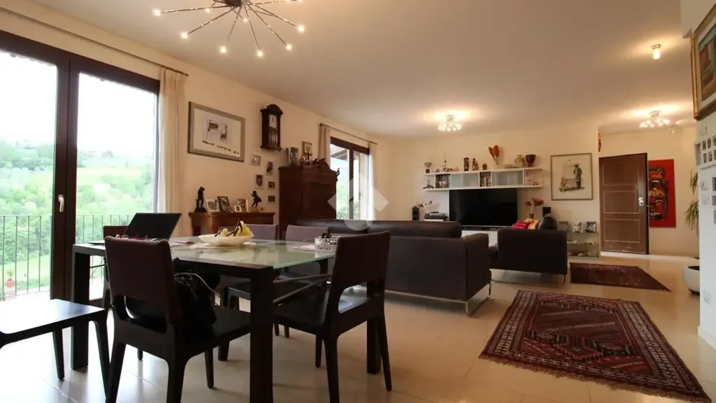 Salle à manger - Panoramic Villa with Garden in San Marino