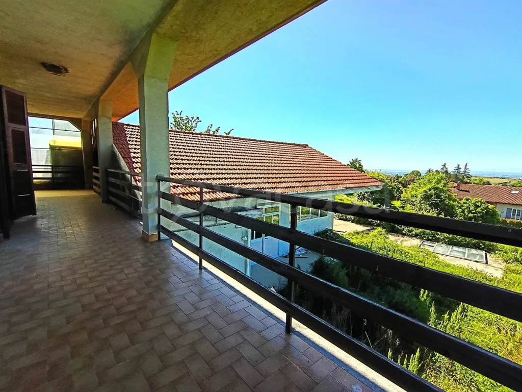 Balcon - Villa with Panoramic Terrace in Baldissero Torinese