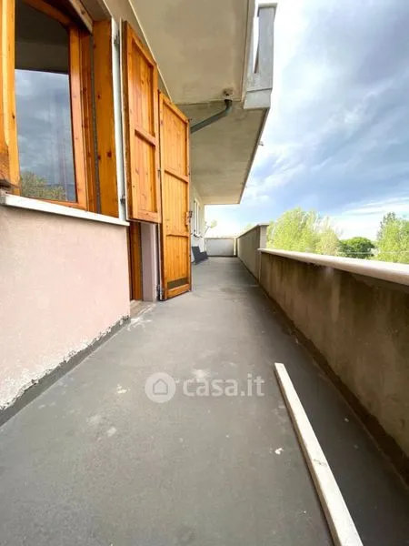 Rõdu - Three-Bedroom Apartment with Terrace in Riccione