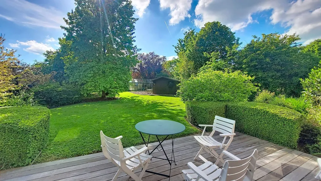 Jardin - Villa avec Espace Professionnel à Haillot