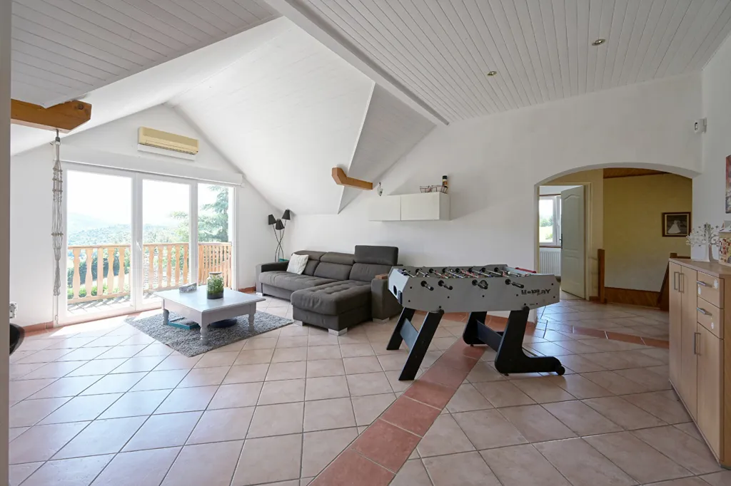 Elutuba - Quality House with Pool in Nances
