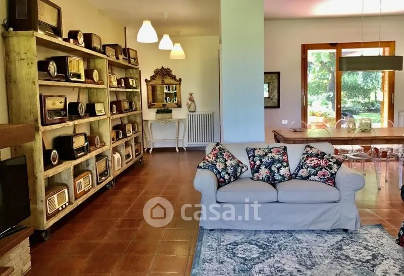 Elutuba - Semi-Independent Villa with Garden in Ancona