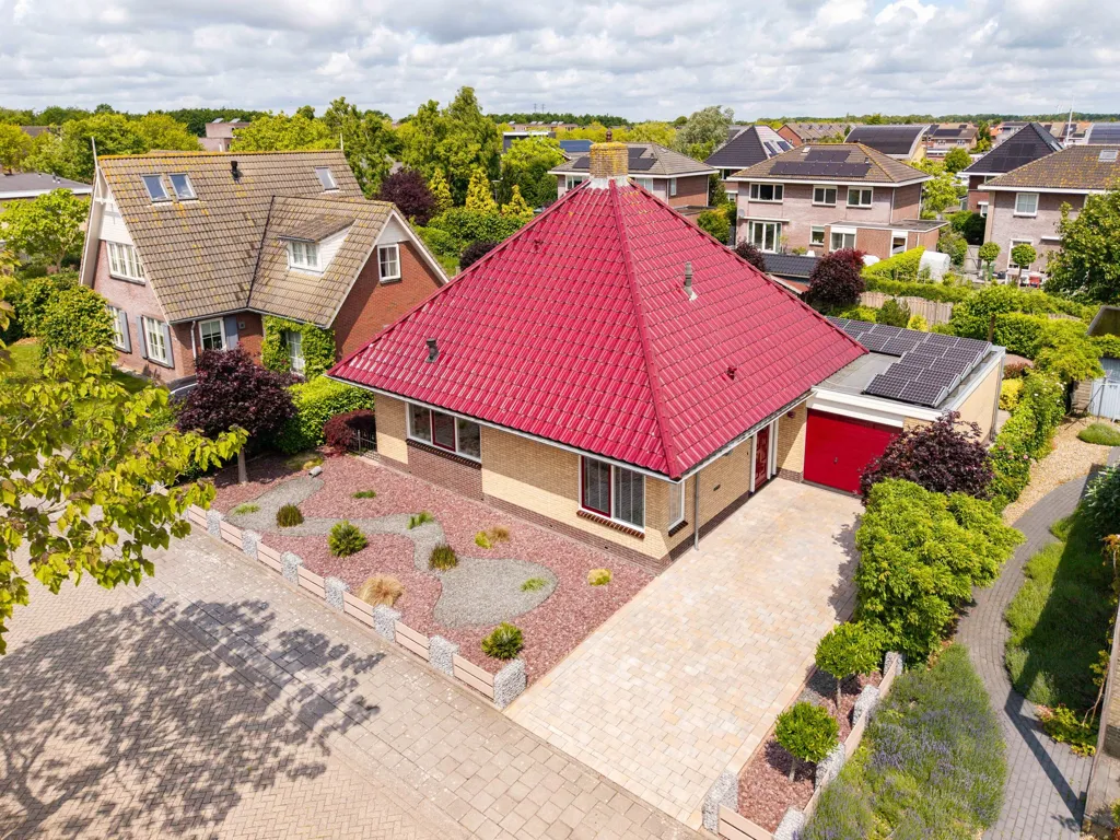 Aerial - Dwelling with Garden on Moleplaat in Leeuwarden