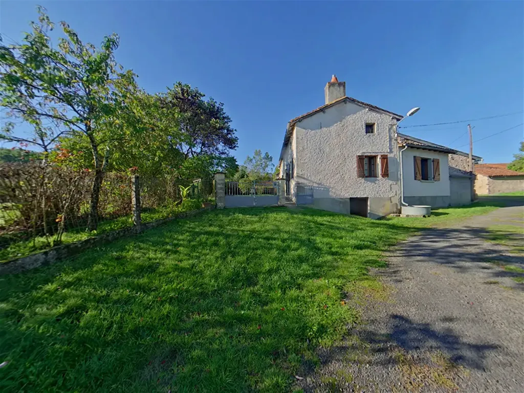 3-room house in Adriers