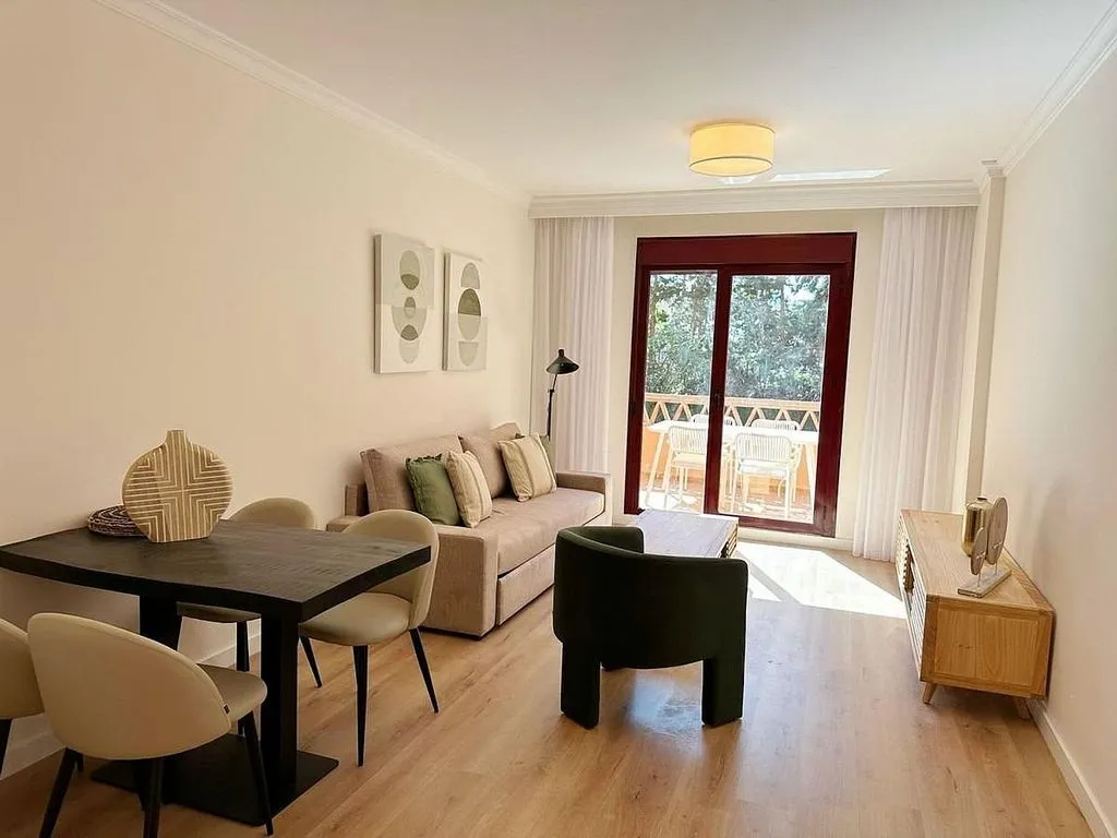 Elutuba - Luxury Penthouse with Terrace in Benahavís