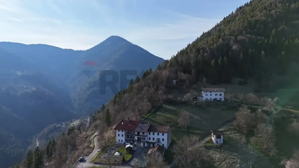 Vue aérienne - Semi-detached House with Garden in Lamon