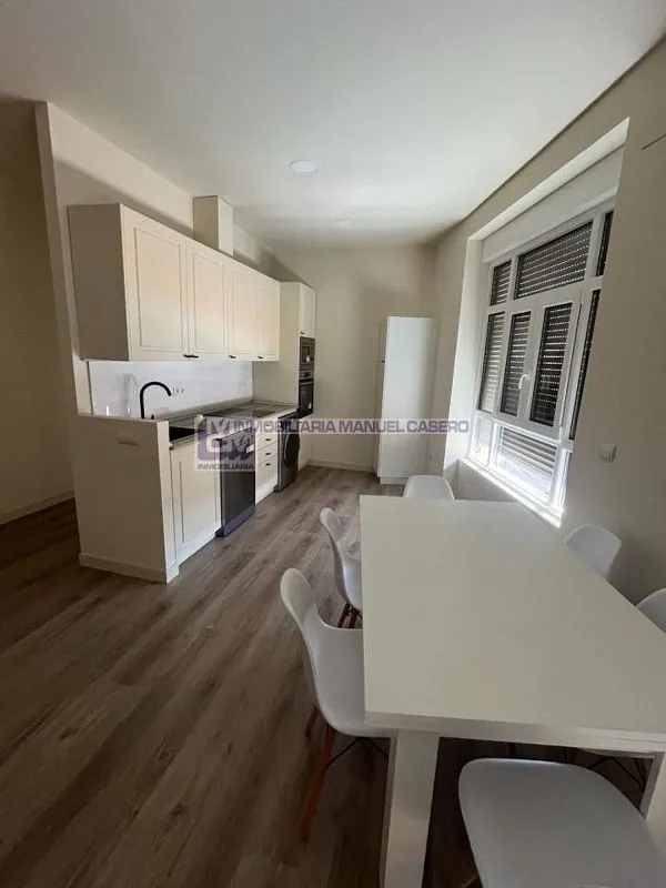 Cuisine - Modernised Studio with Garage in Monumental City