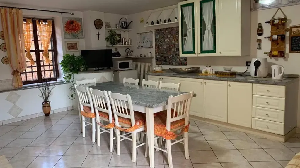 Dining Room - Villa with Garden near Vigevano