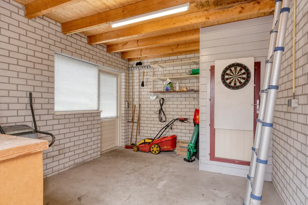 5-room house in Nieuw-vossemeer