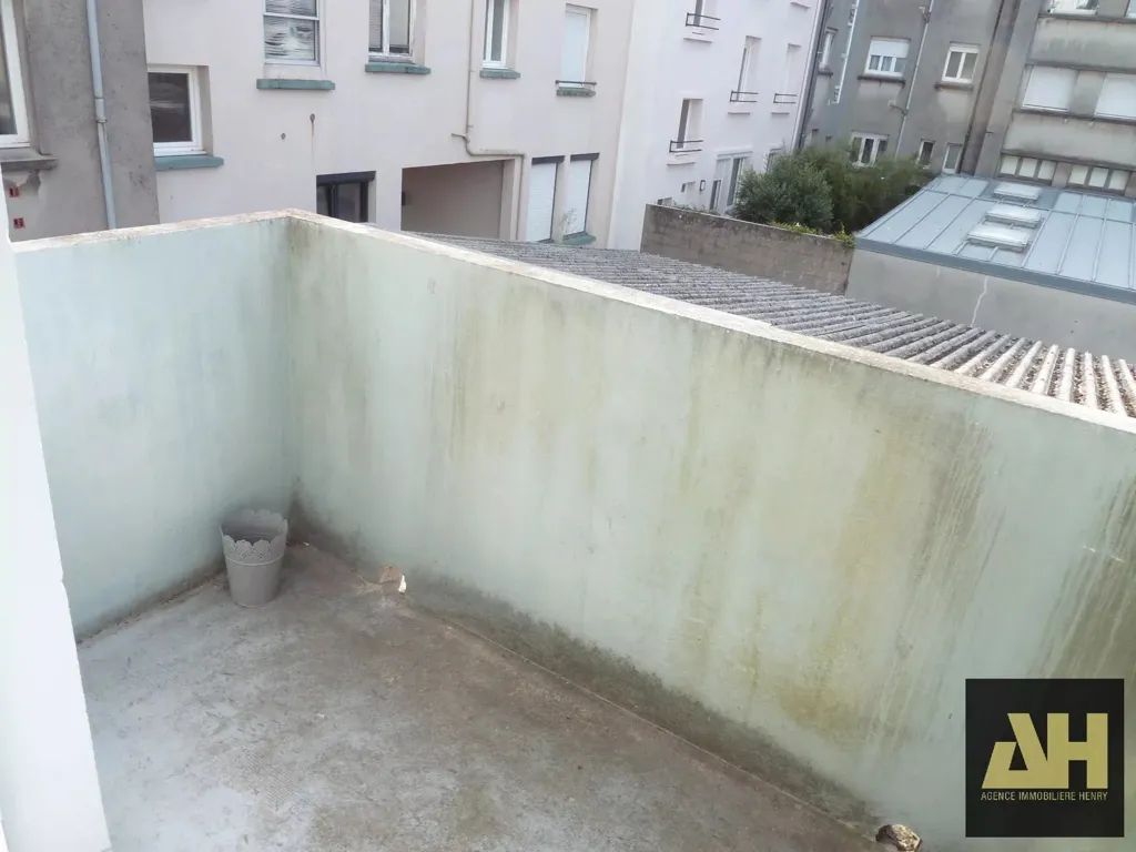 Rõdu - Charming Flat with Balcony in Brest