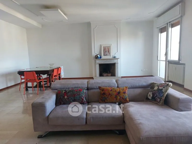 Séjour - Spacious Shared Apartment in Forlì