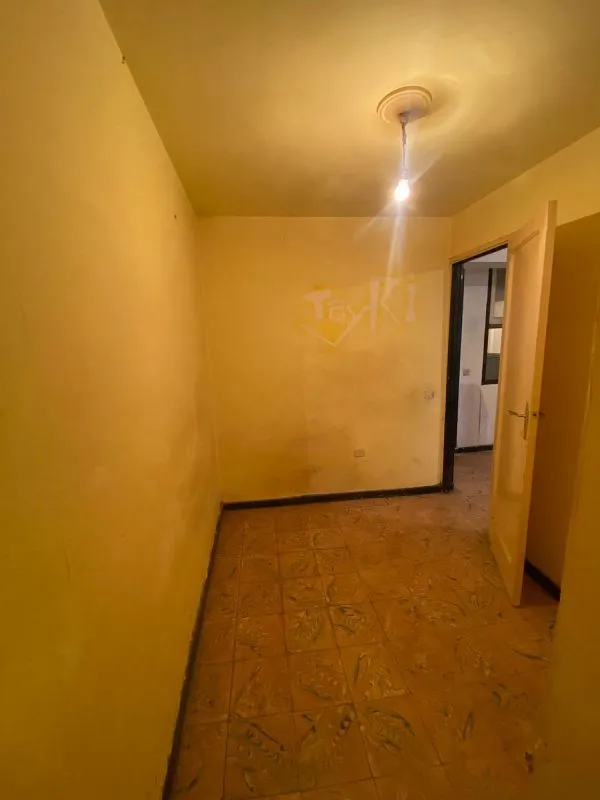 Pièces - Apartment with Roof Access in Taco